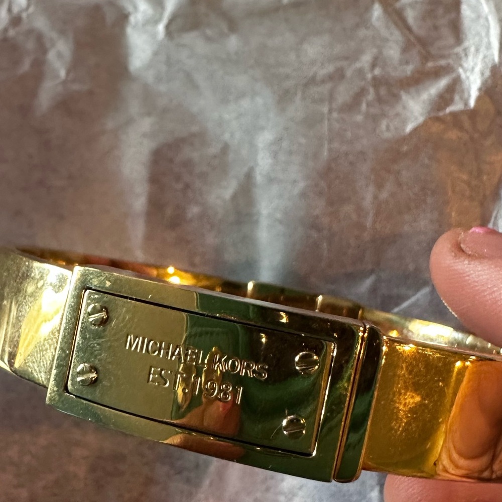 Michael Kors Hinge Bracelet EUC